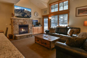 Mountain Thunder Snow Haven Townhome: Ski In, Pool/Hot Tub